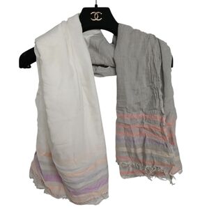 Manila Grace Elegant Gray and White Scarf